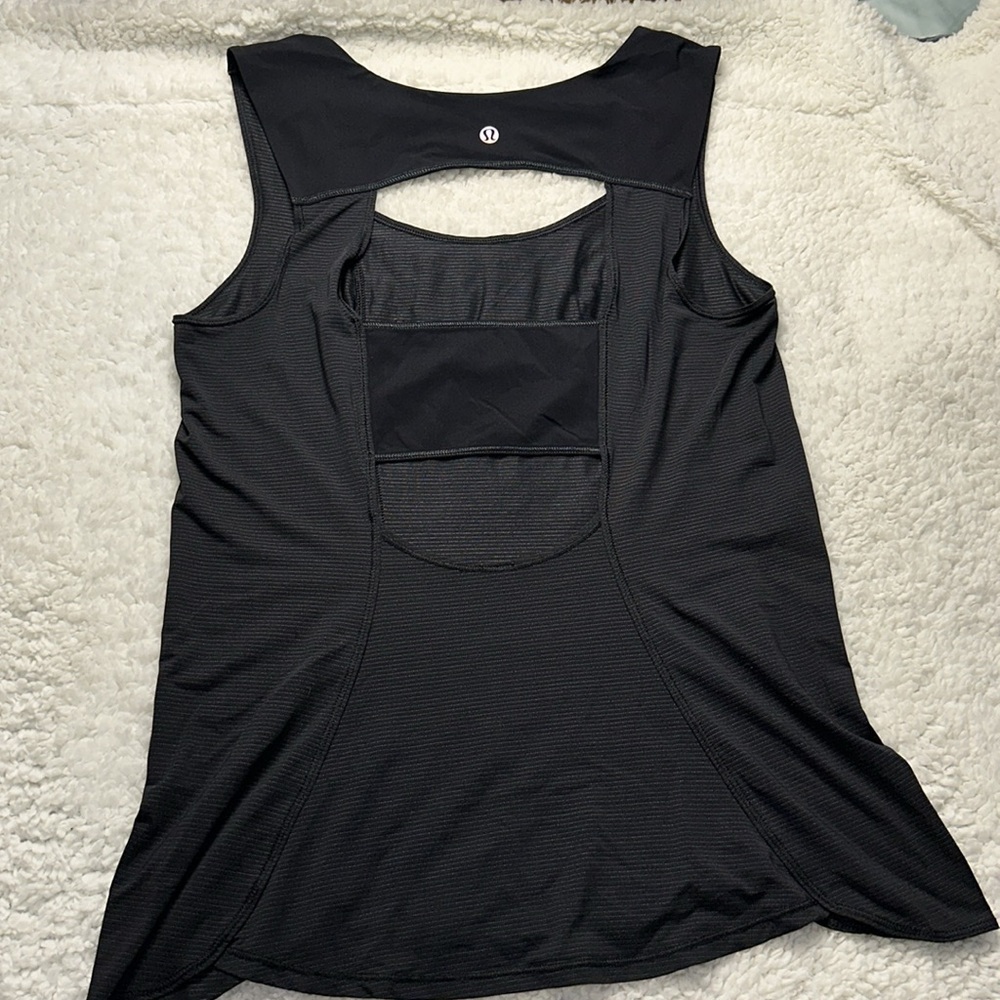 Lululemon Run Righteous Tank - Picture 5 of 5